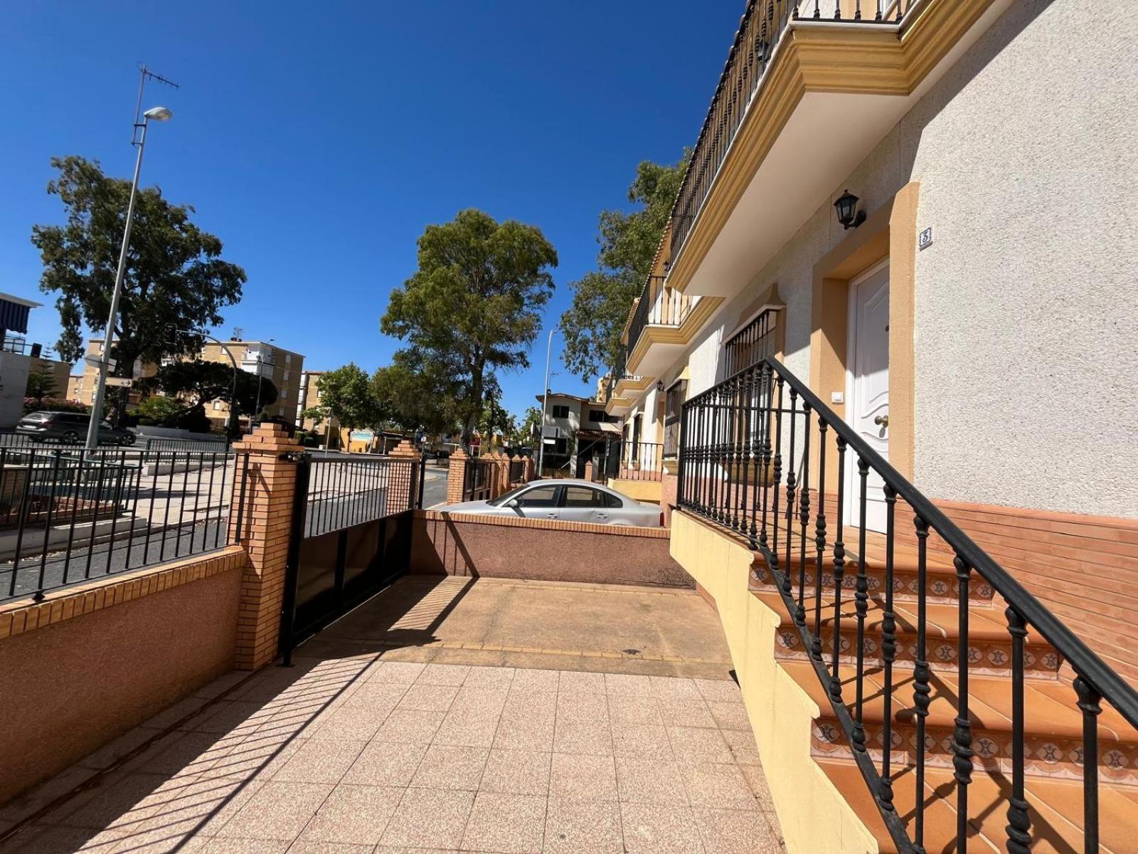 Apartamentos Turisticos Paraiso Andaluz Исла Кристина Екстериор снимка